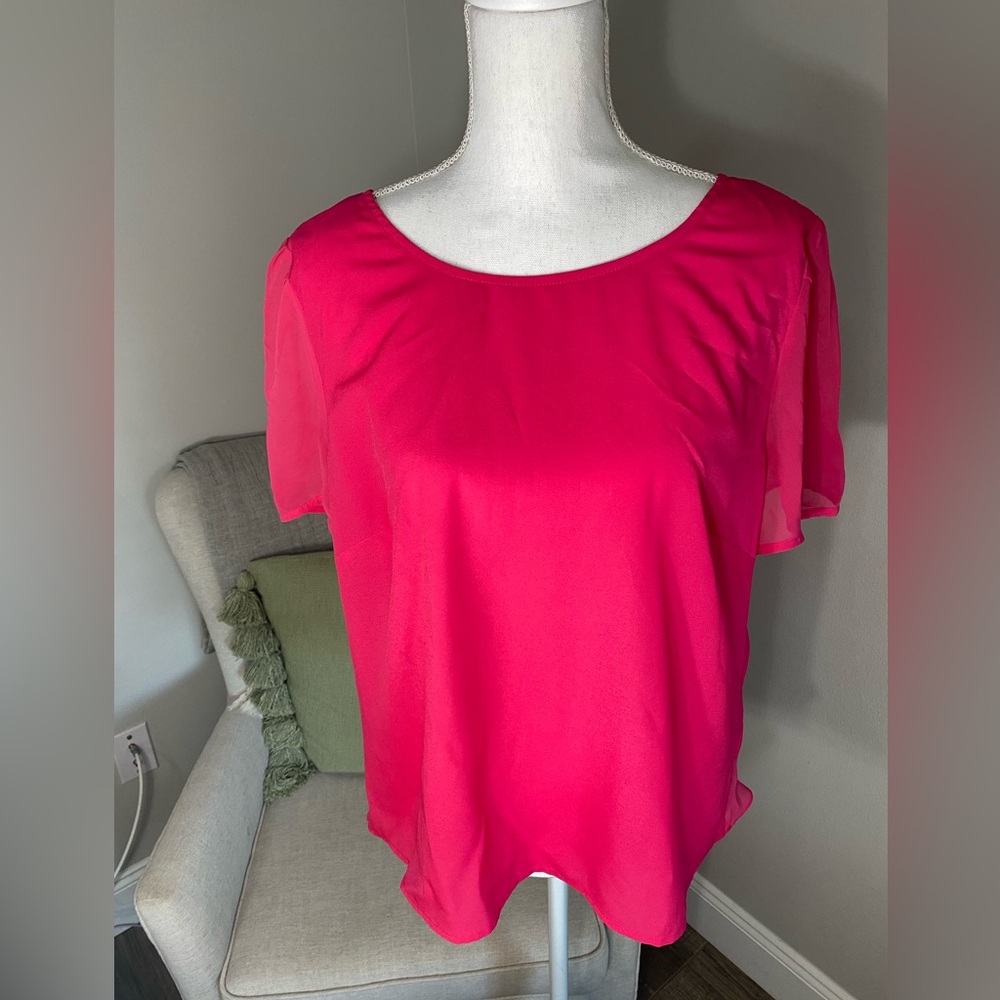 Bisou Bisou Michele Bohbot XL Top Fushia‎ Pink Short Sleeve Ruffled